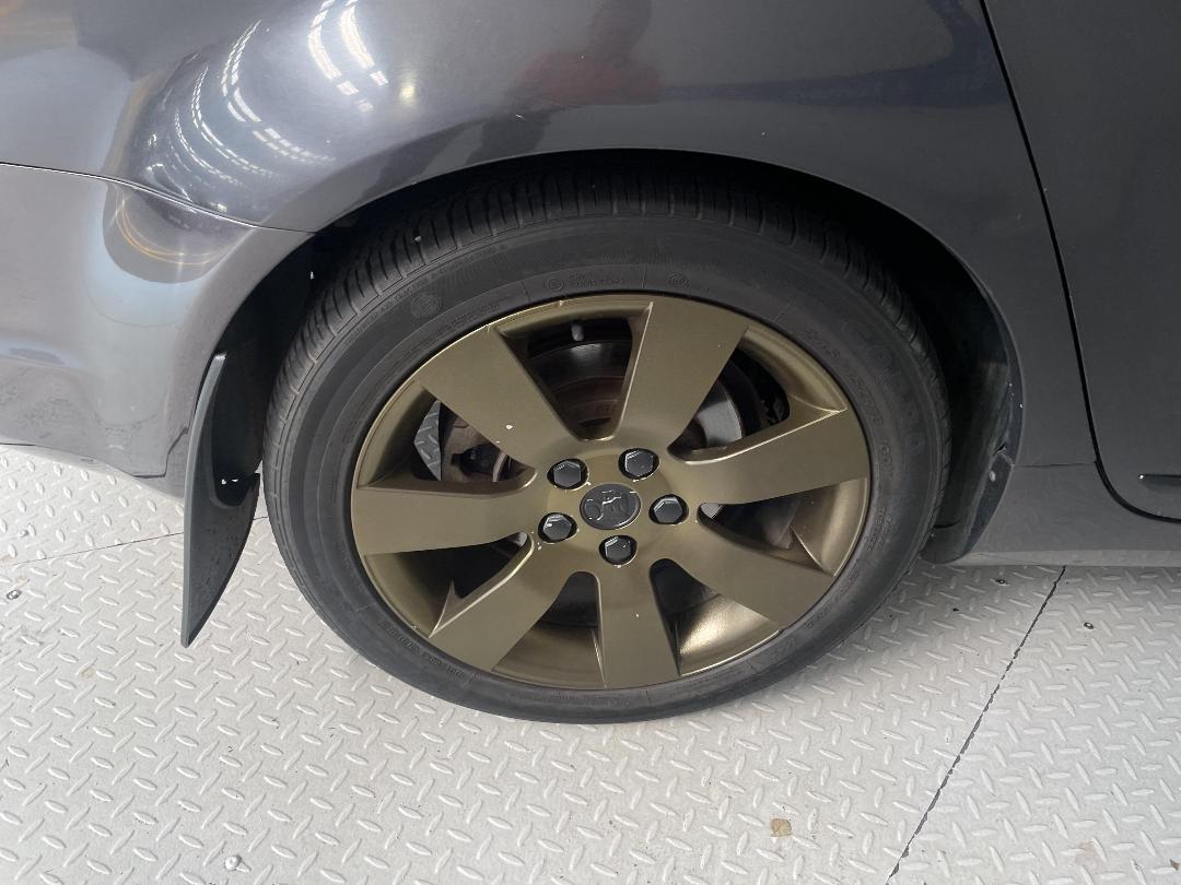 Photo '12' of Holden Commodore Photo '12' of Holden Commodore