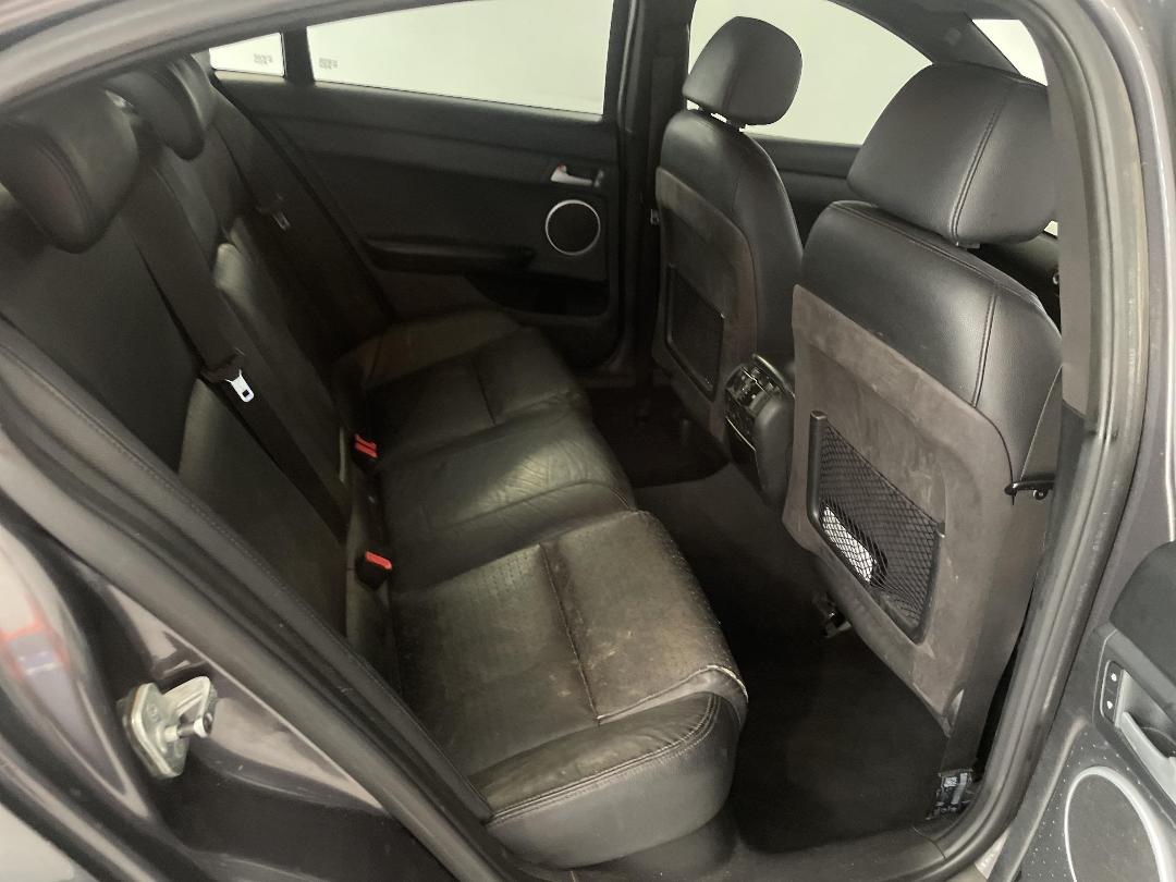 Photo '20' of Holden Commodore Photo '20' of Holden Commodore