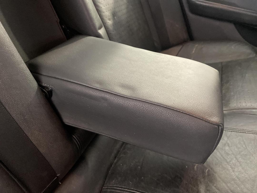 Photo '23' of Holden Commodore Photo '23' of Holden Commodore