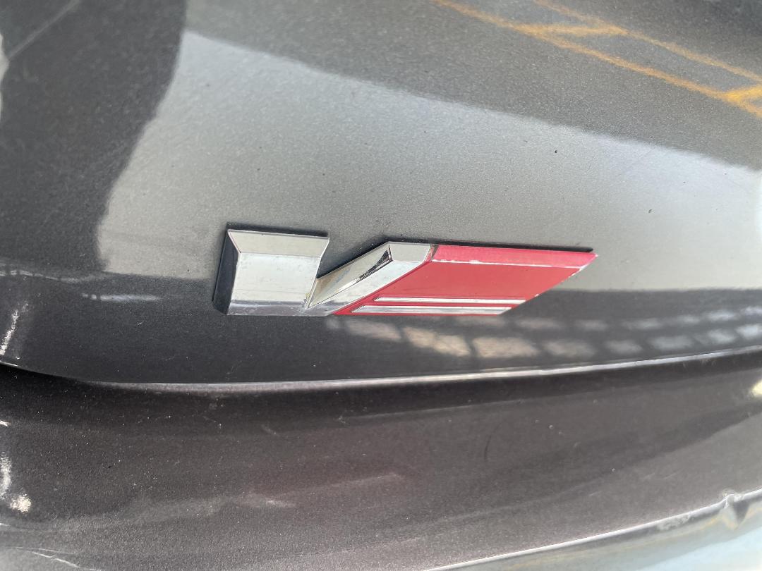 Photo '34' of Holden Commodore Photo '34' of Holden Commodore