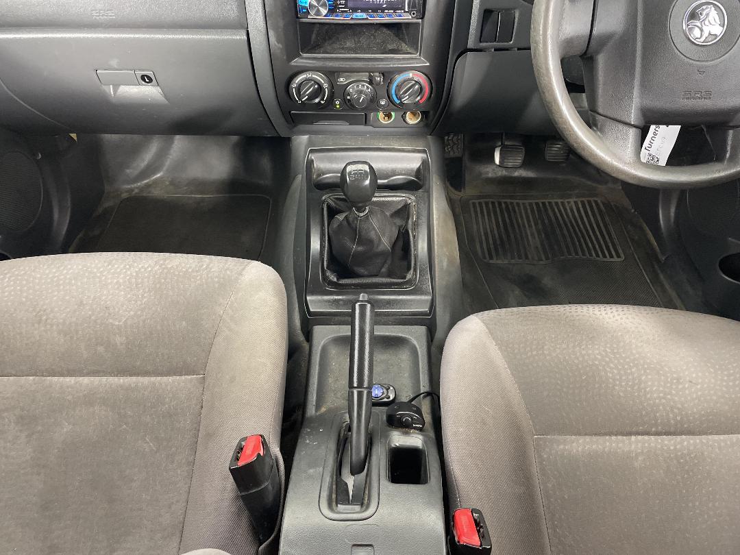 Photo '18' of Holden Rodeo 4X2