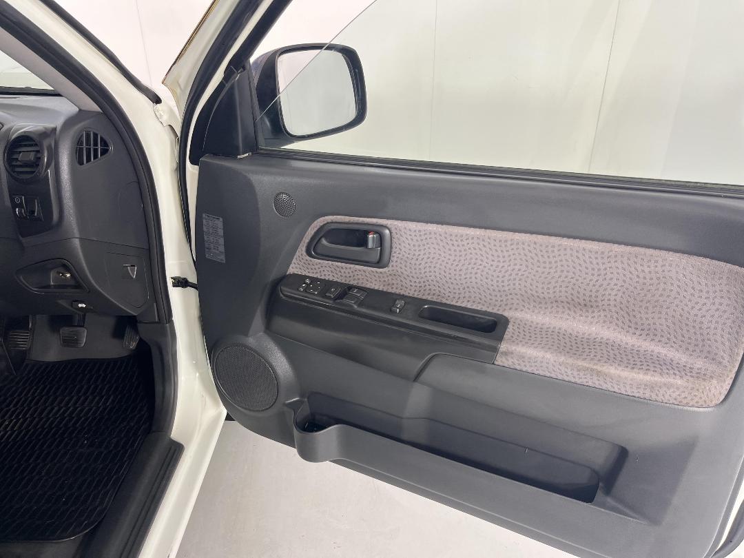 Photo '14' of Holden Rodeo 4X2 Photo '14' of Holden Rodeo 4X2