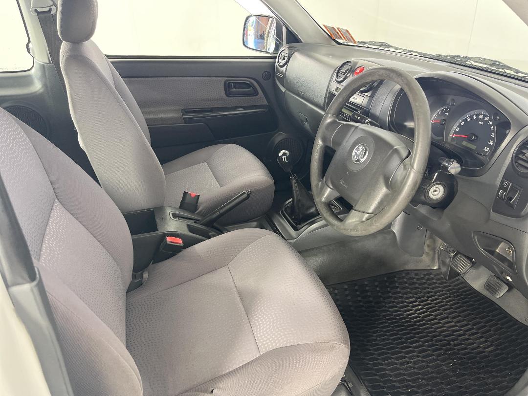 Photo '15' of Holden Rodeo 4X2 Photo '15' of Holden Rodeo 4X2