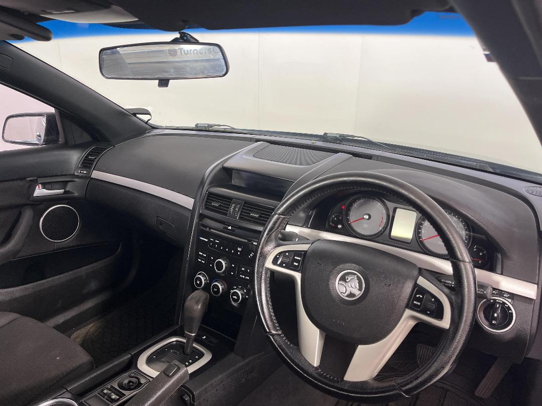 Photo '17' of Holden UTE