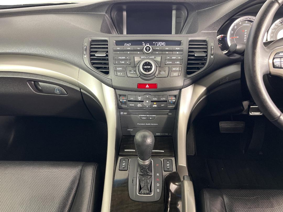 Photo '18' of Honda Accord Photo '18' of Honda Accord