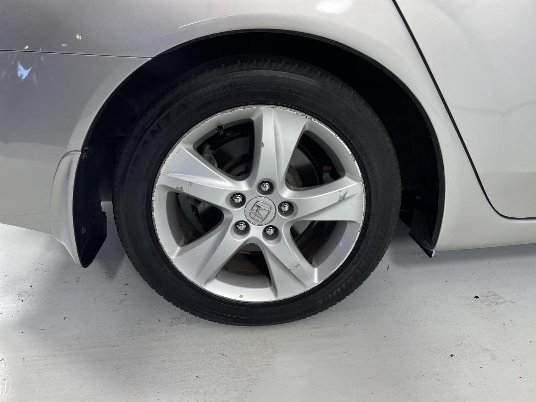 Photo '12' of Honda Accord