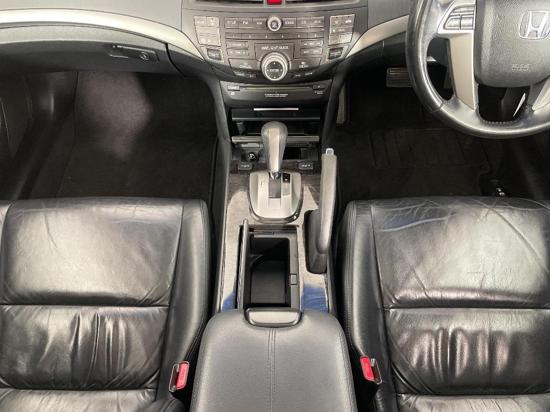 Photo '18' of Honda Accord Photo '18' of Honda Accord