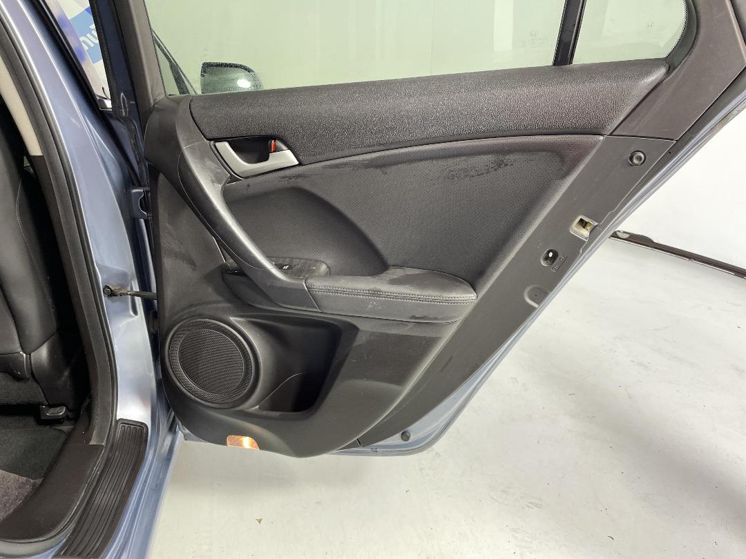 Photo '19' of Honda Accord