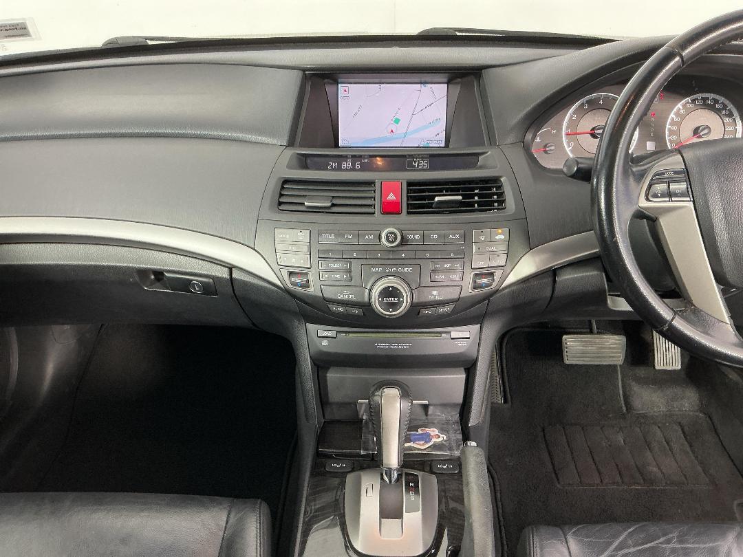 Photo '18' of Honda Accord