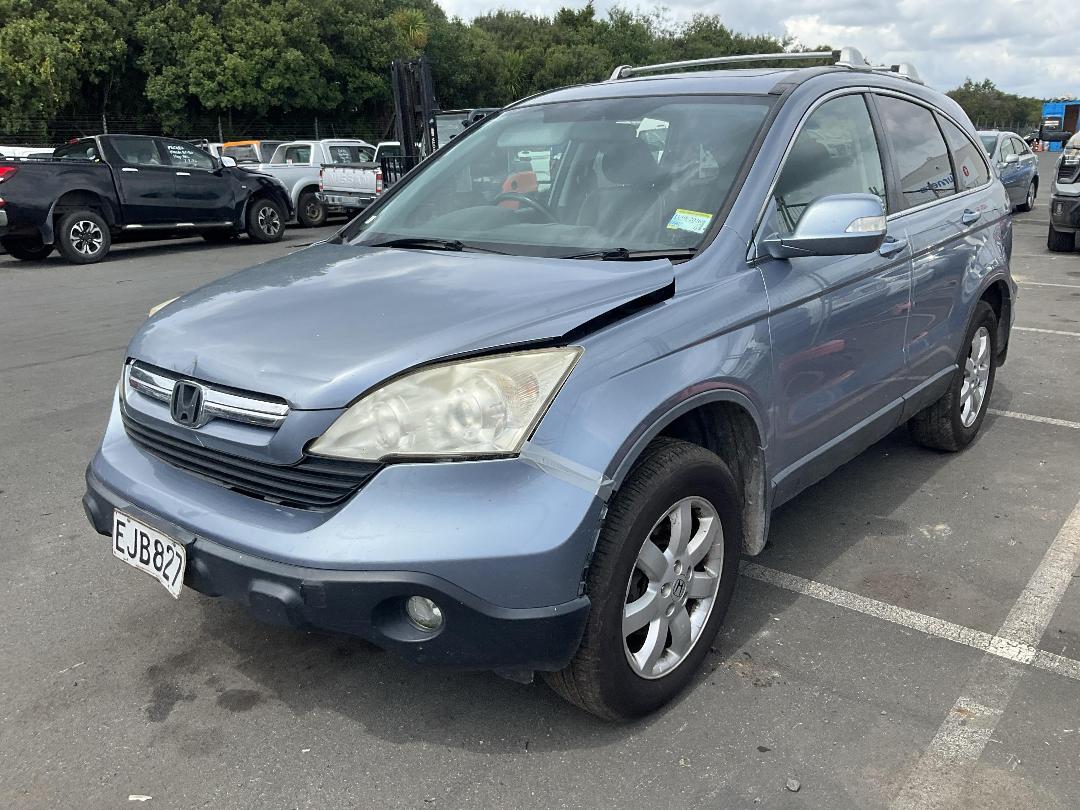 Photo '2' of Honda CRV Sport