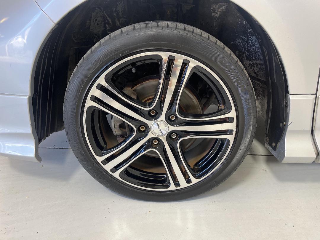 Photo '10' of Honda Elysion