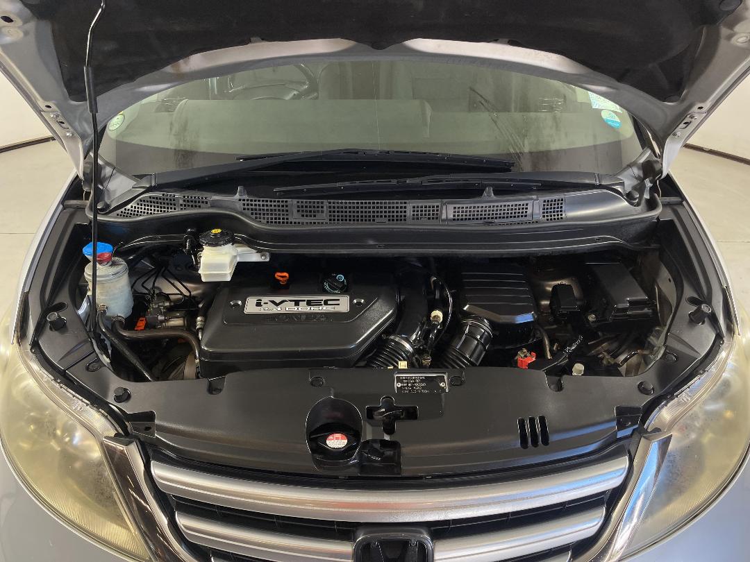 Photo '13' of Honda Elysion