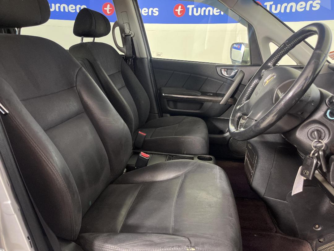 Photo '16' of Honda Elysion