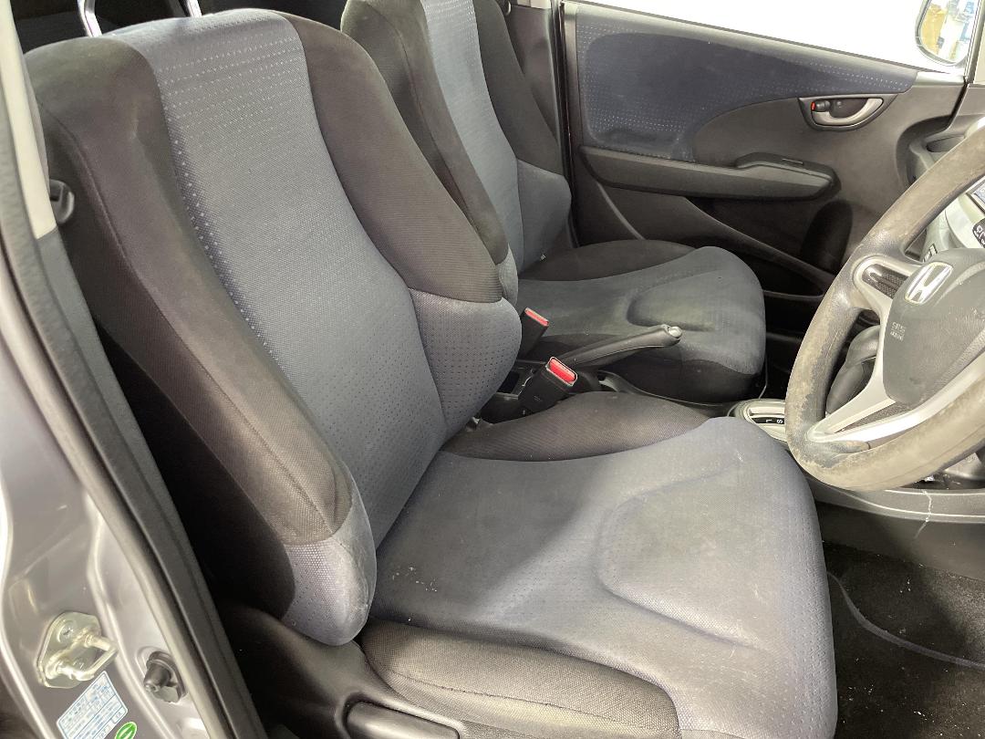 Photo '14' of Honda FIT