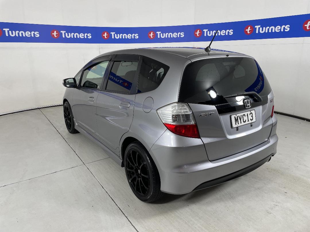 Photo '5' of Honda FIT