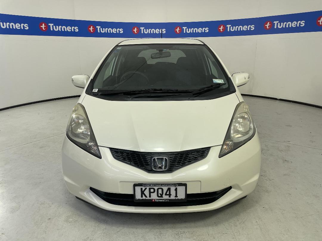 Photo '2' of Honda FIT Photo '2' of Honda FIT