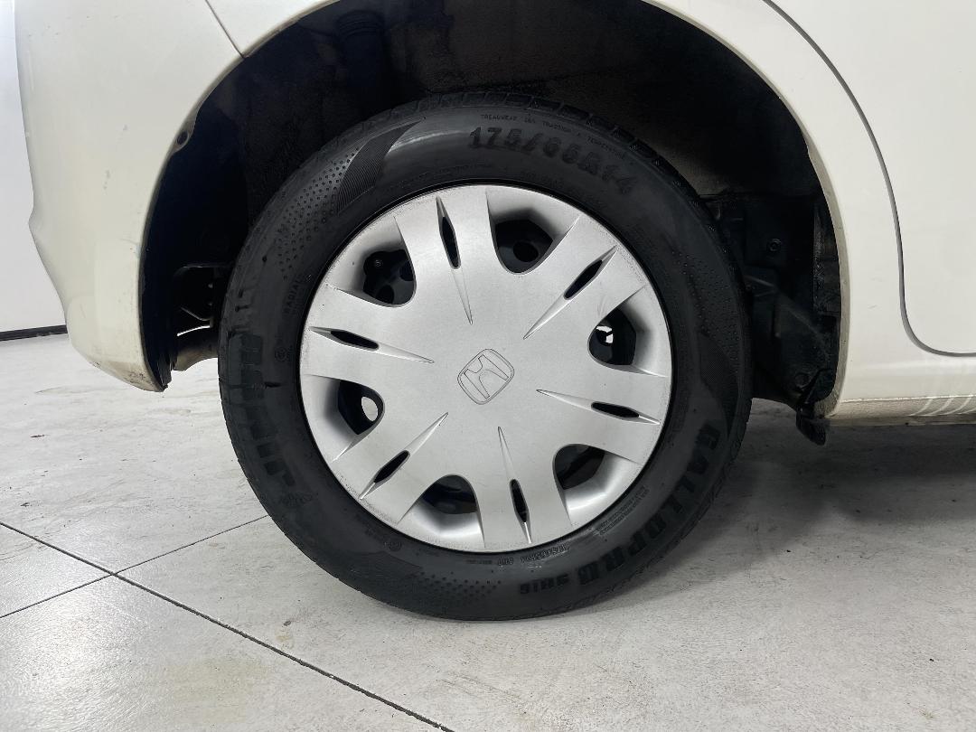 Photo '12' of Honda FIT Photo '12' of Honda FIT