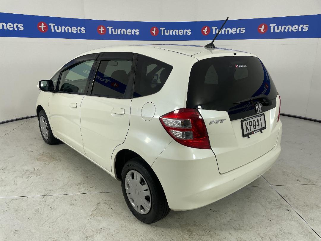 Photo '5' of Honda FIT Photo '5' of Honda FIT