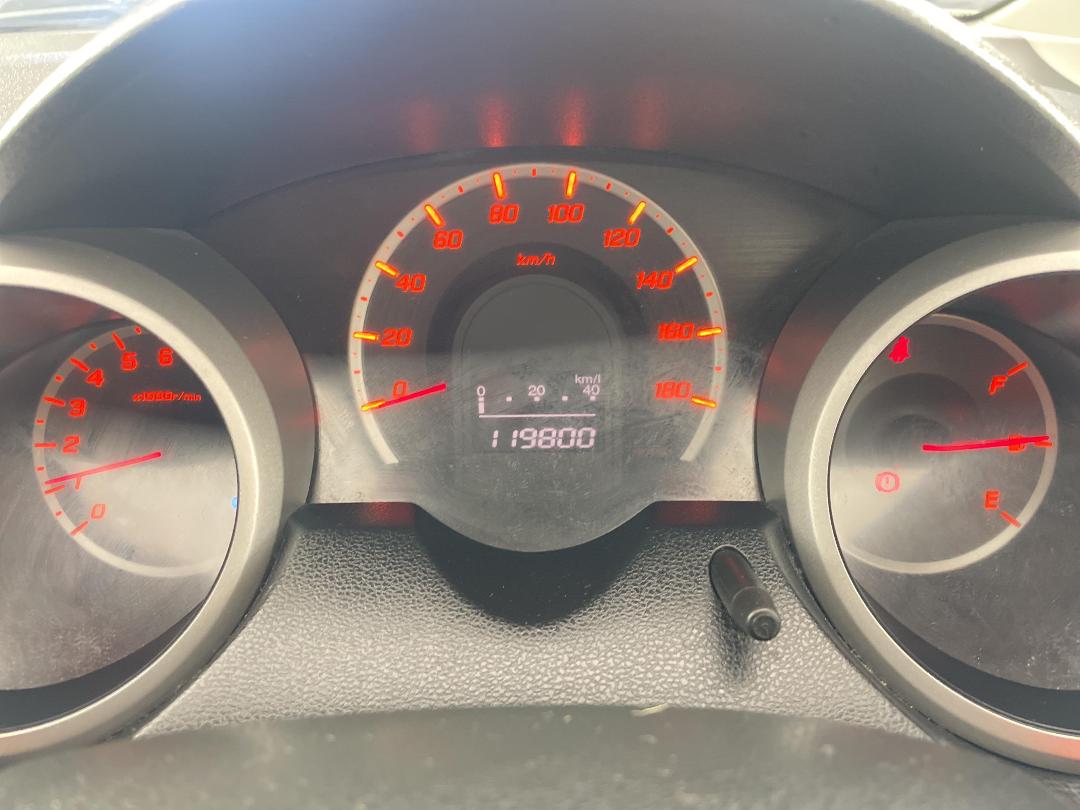 Photo '21' of Honda FIT Photo '21' of Honda FIT