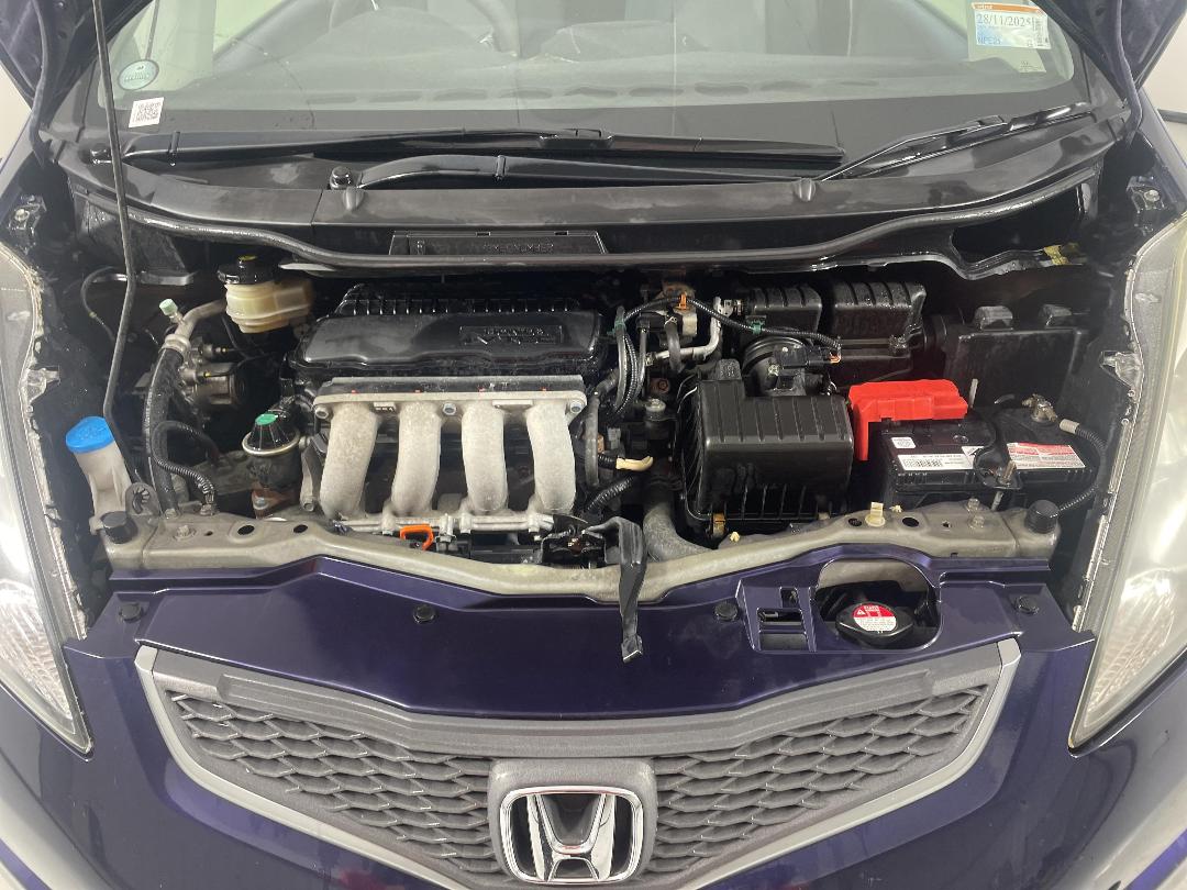 Photo '13' of Honda FIT