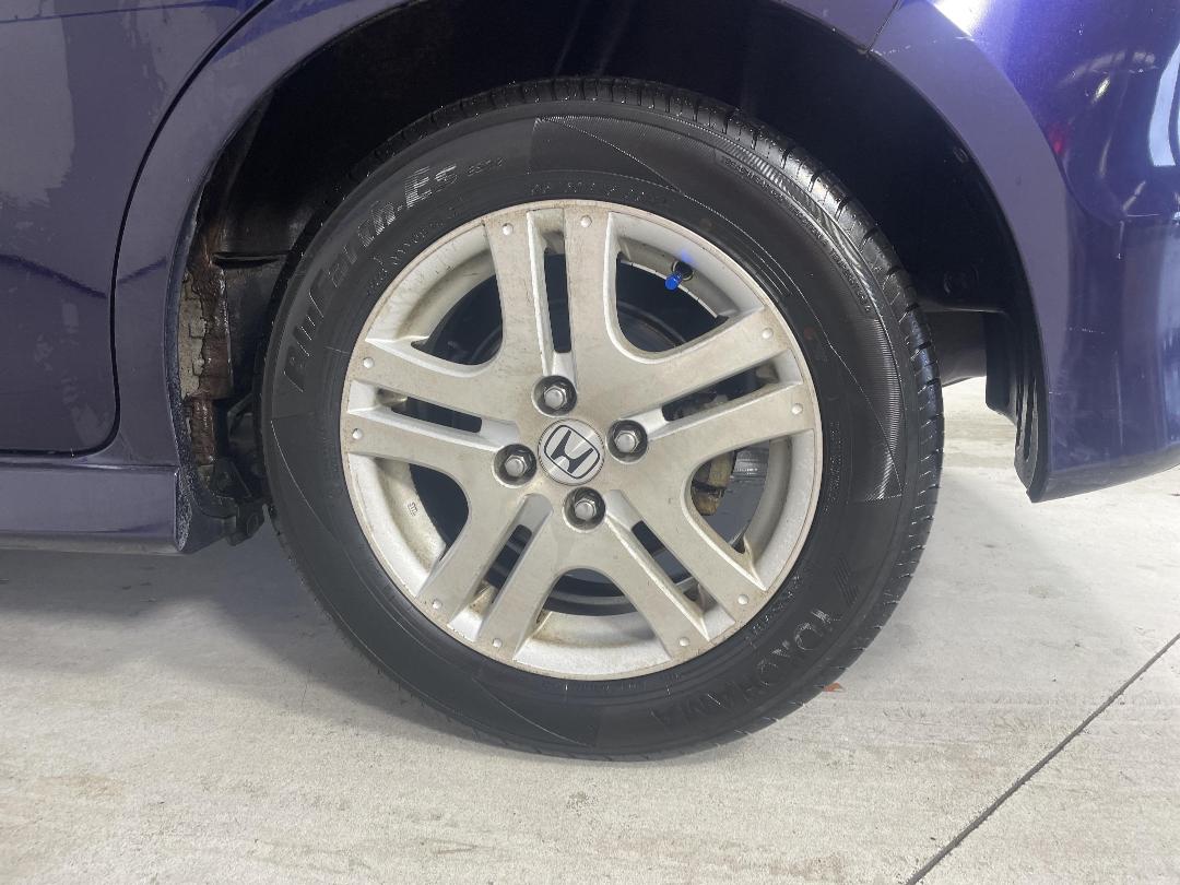 Photo '11' of Honda FIT