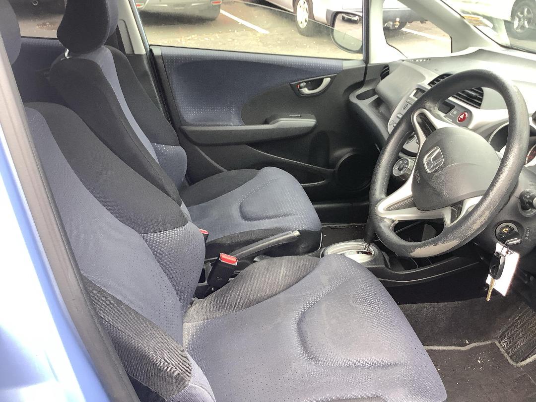 Photo '9' of Honda FIT