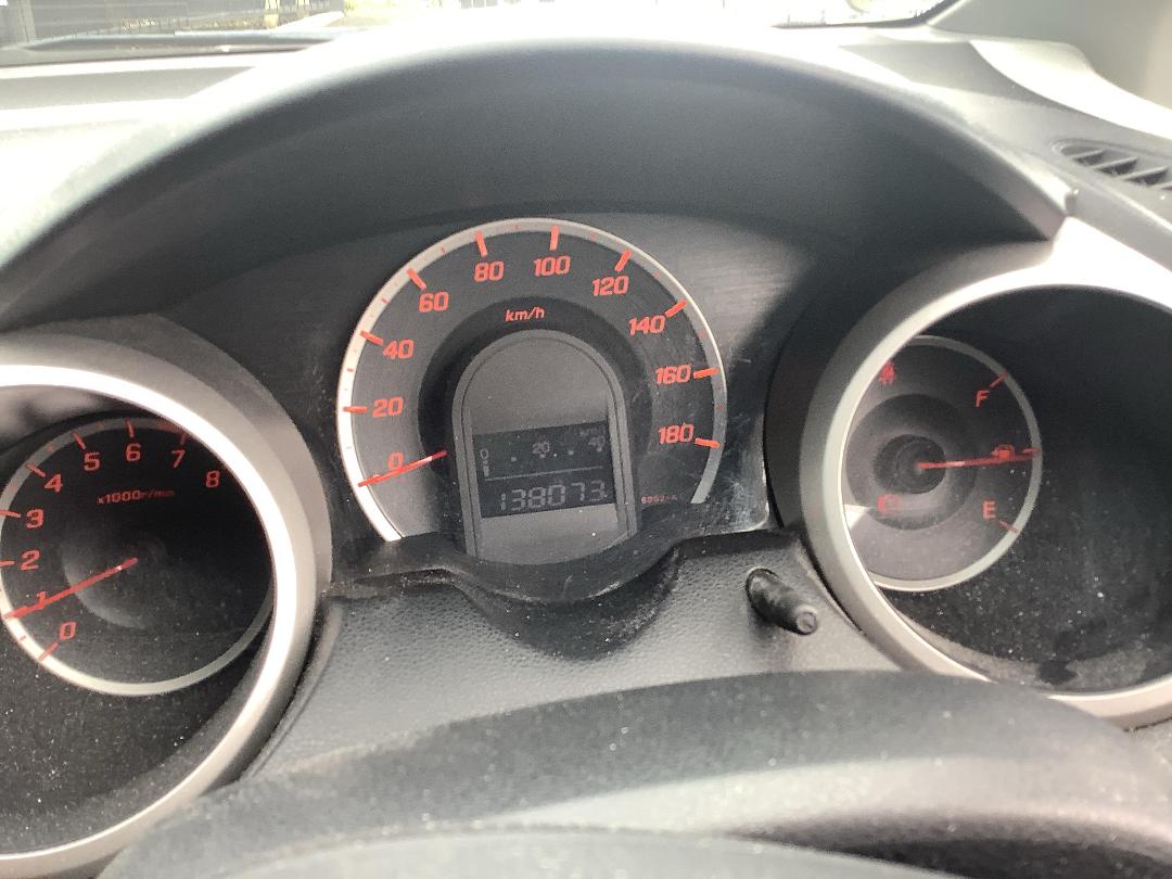 Photo '13' of Honda FIT