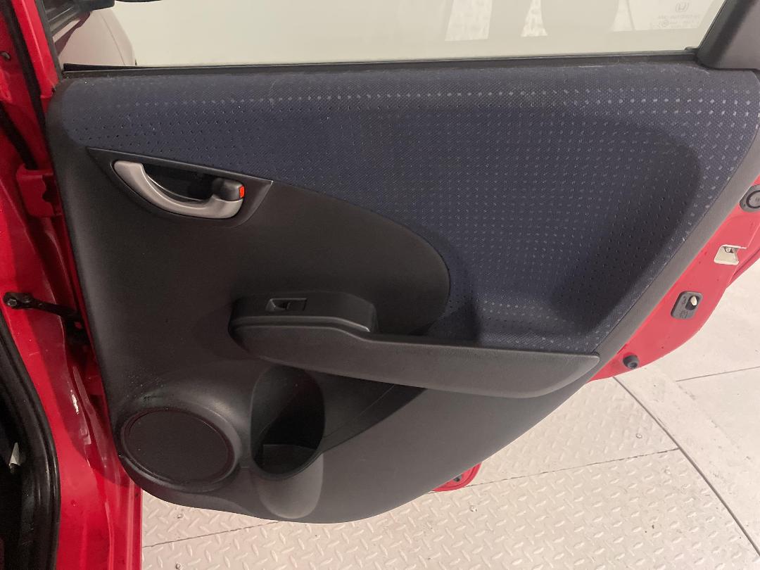 Photo '19' of Honda FIT