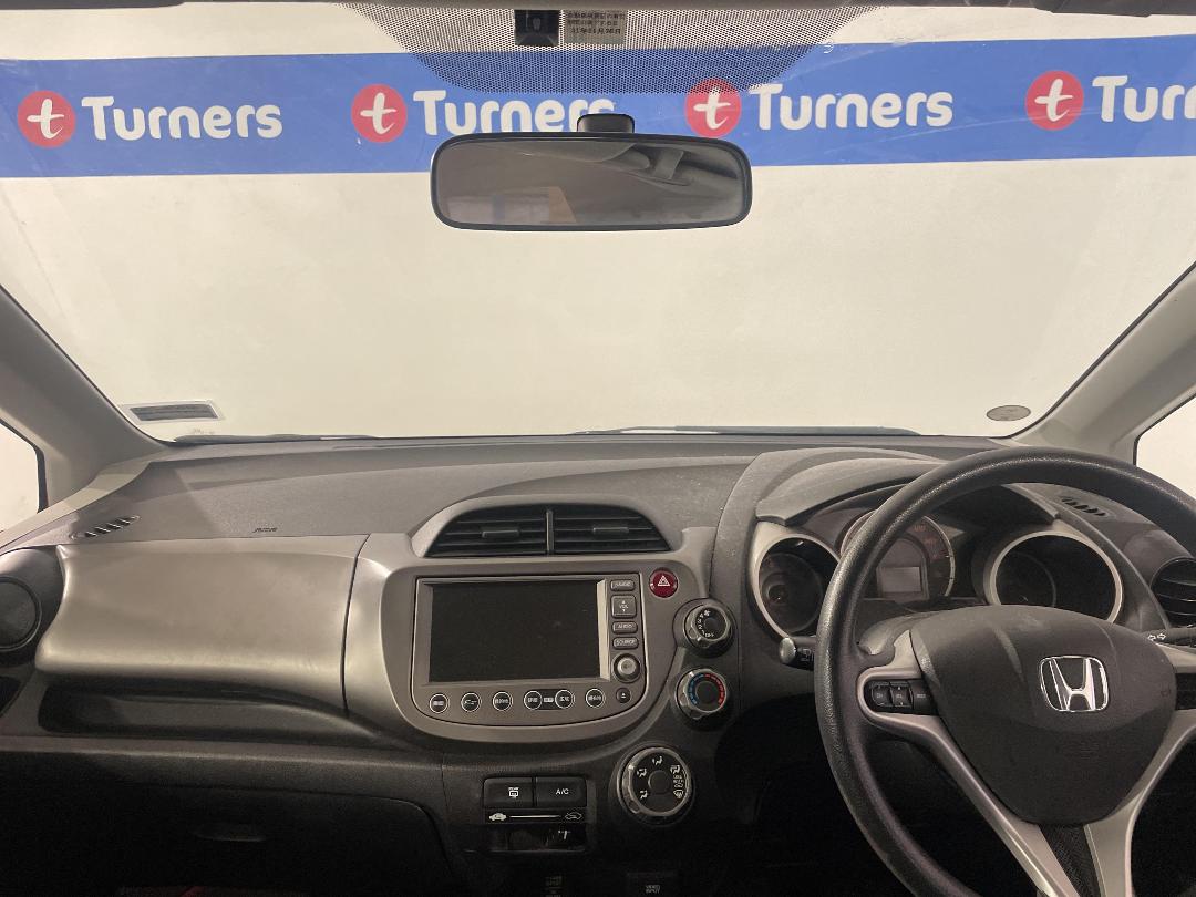 Photo '17' of Honda FIT