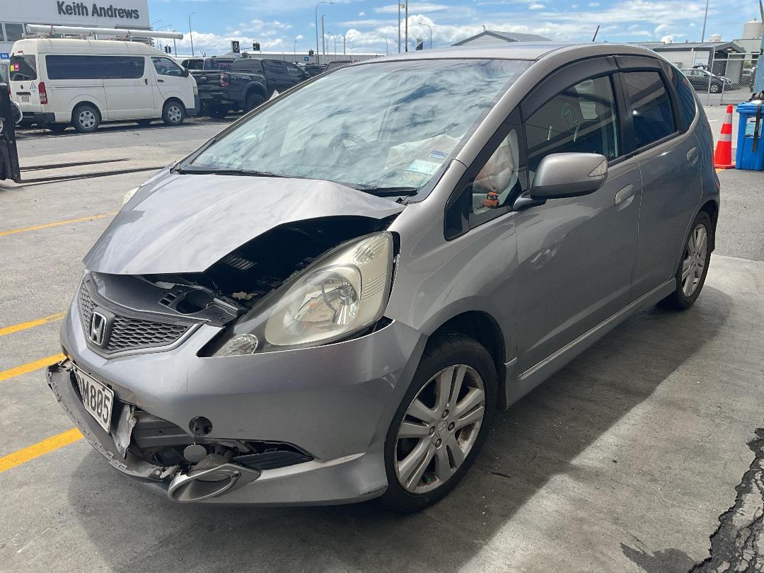 Photo '3' of Honda FIT Photo '3' of Honda FIT