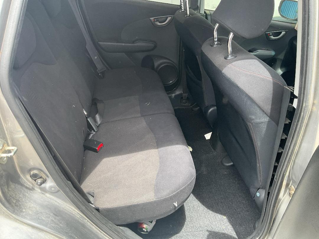 Photo '8' of Honda FIT Photo '8' of Honda FIT