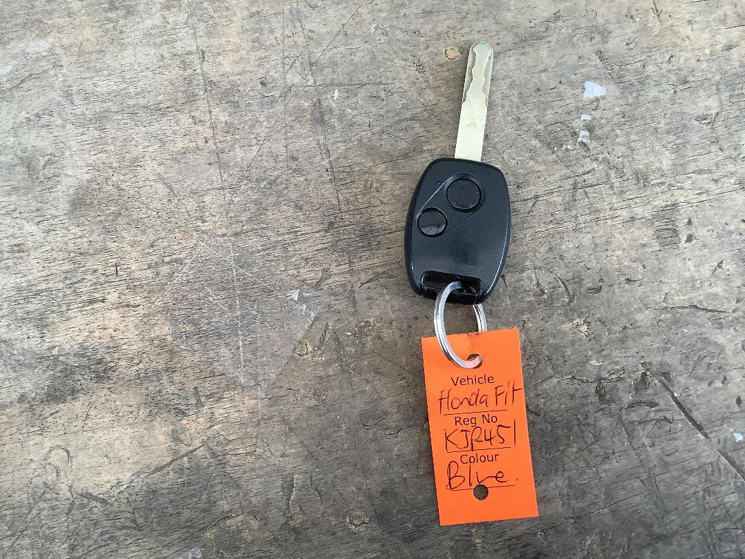 Photo '17' of Honda FIT