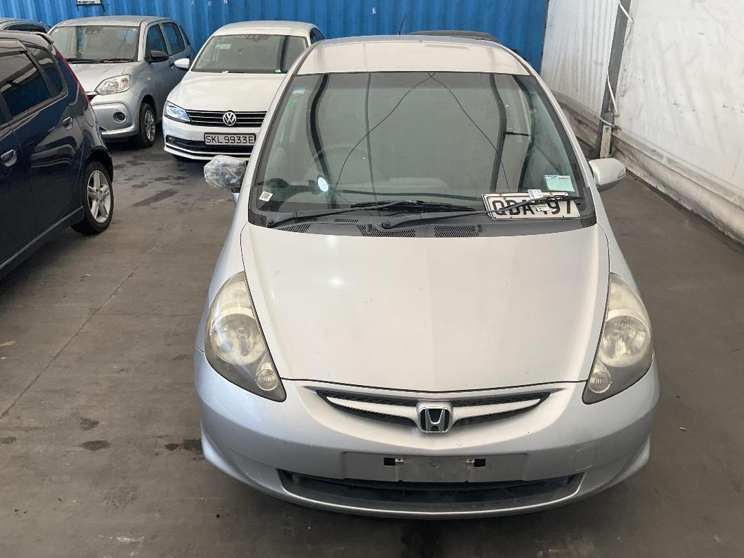 Photo '5' of Honda FIT Photo '5' of Honda FIT