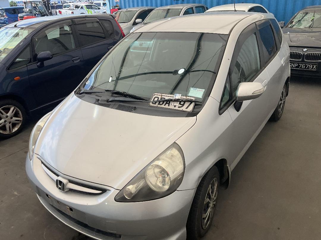 Photo '6' of Honda FIT Photo '6' of Honda FIT