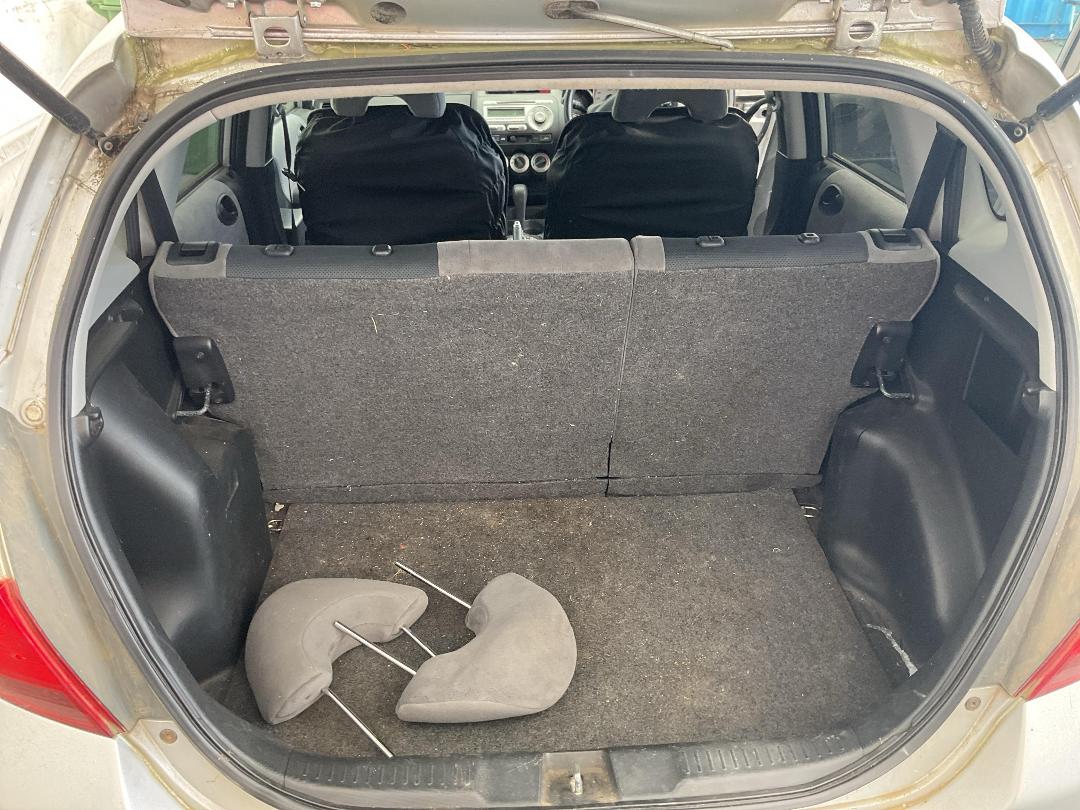 Photo '24' of Honda FIT Photo '24' of Honda FIT