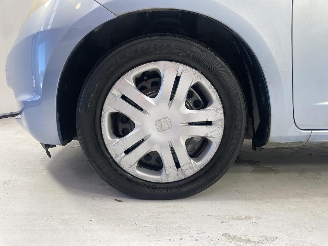 Photo '10' of Honda FIT Photo '10' of Honda FIT