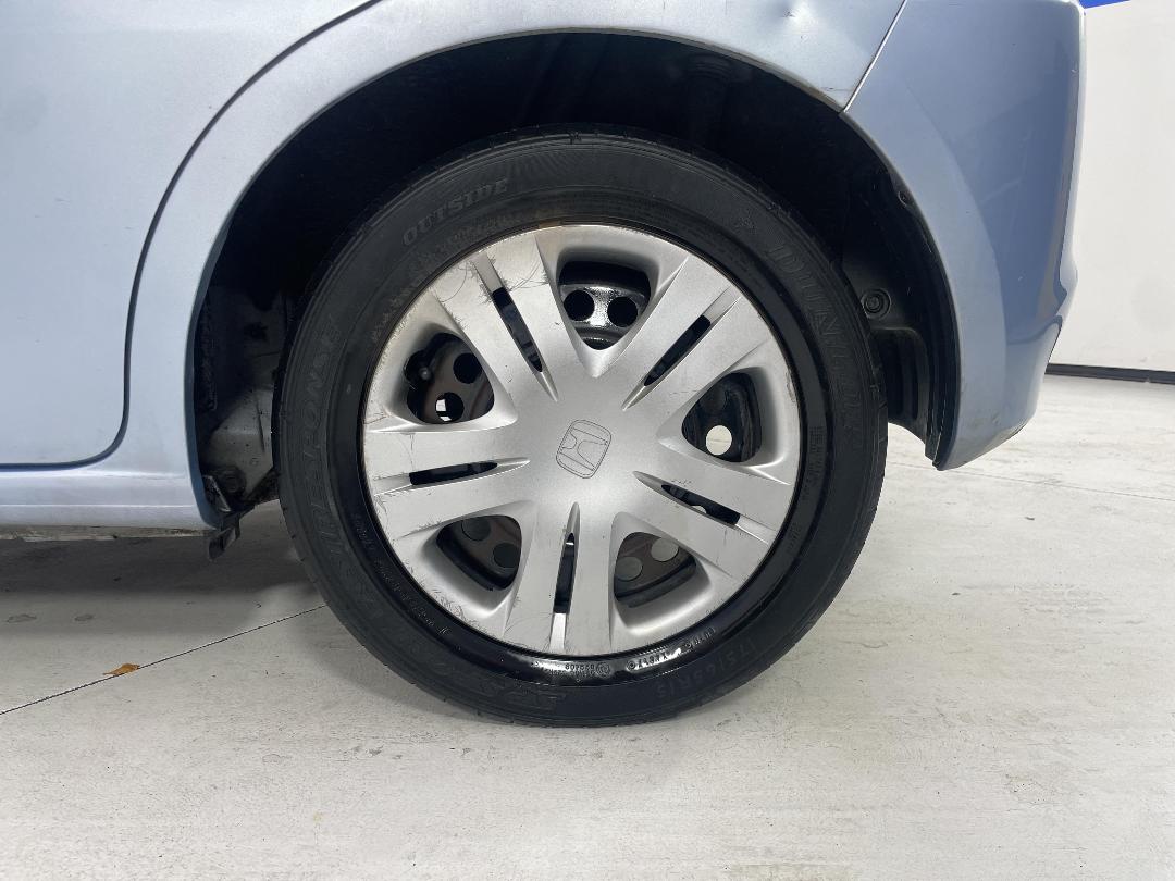 Photo '11' of Honda FIT Photo '11' of Honda FIT