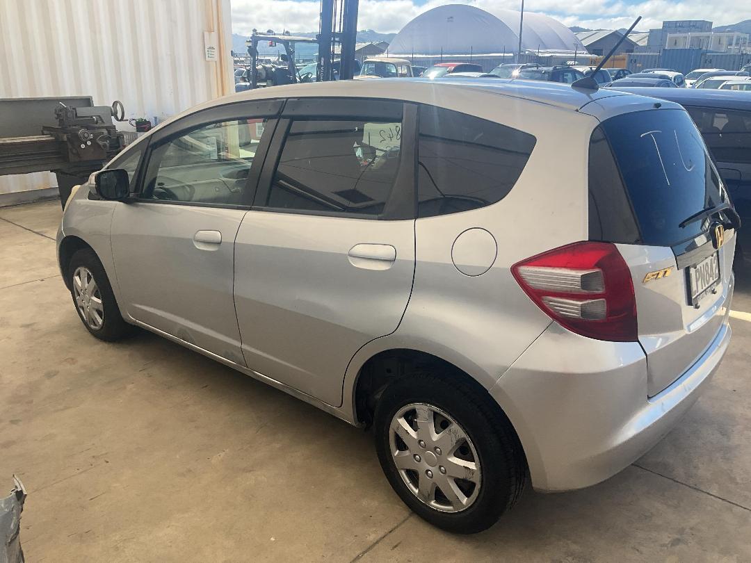 Photo '3' of Honda FIT Photo '3' of Honda FIT