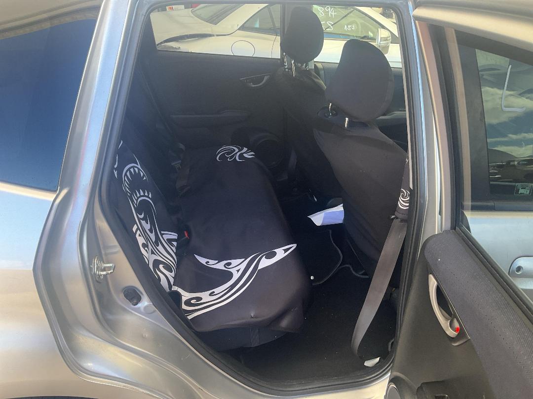 Photo '12' of Honda FIT Photo '12' of Honda FIT