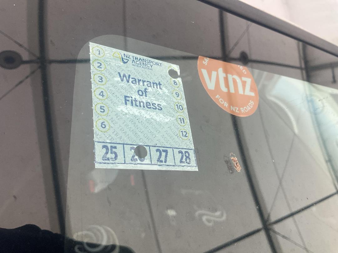 Photo '14' of Honda FIT Photo '14' of Honda FIT