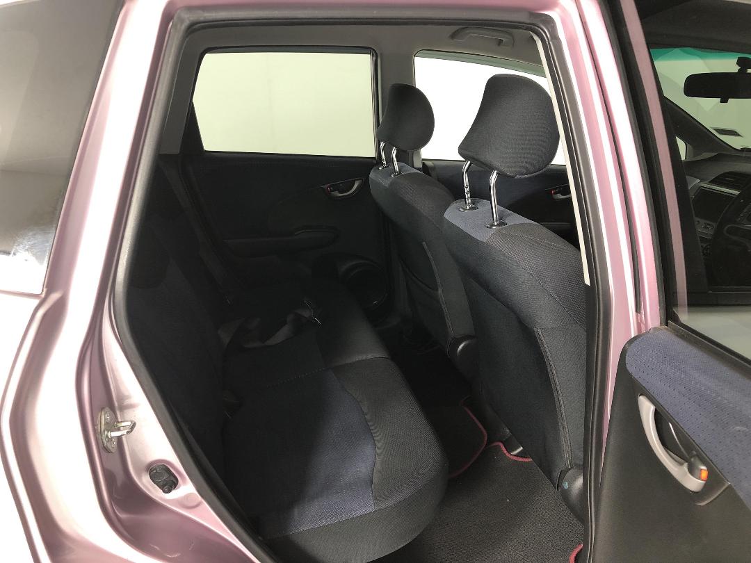 Photo '20' of Honda FIT Photo '20' of Honda FIT