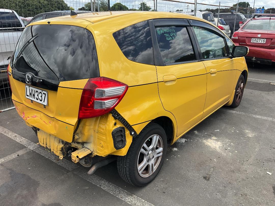 Photo '4' of Honda FIT Photo '4' of Honda FIT