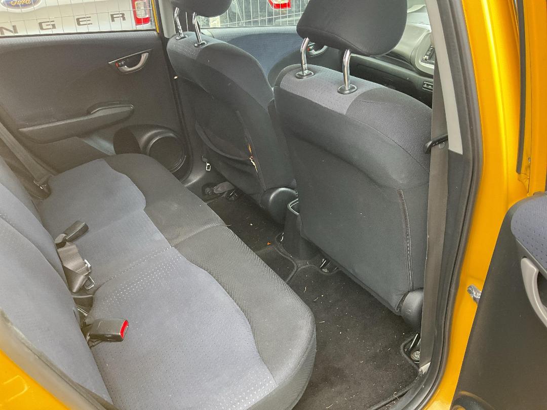 Photo '12' of Honda FIT Photo '12' of Honda FIT