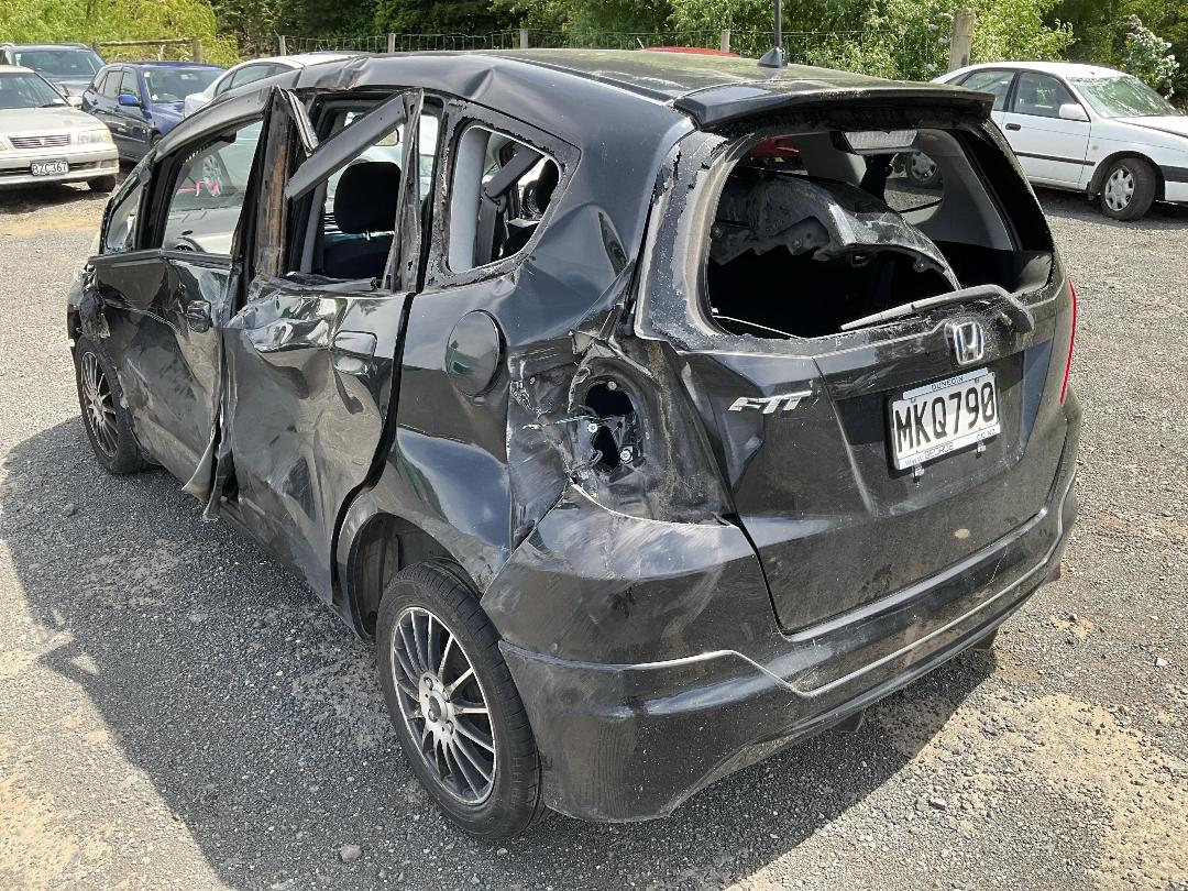 Photo '3' of Honda FIT Photo '3' of Honda FIT