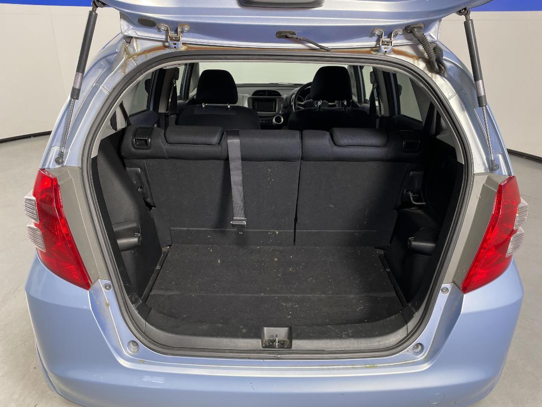 Photo '14' of Honda FIT