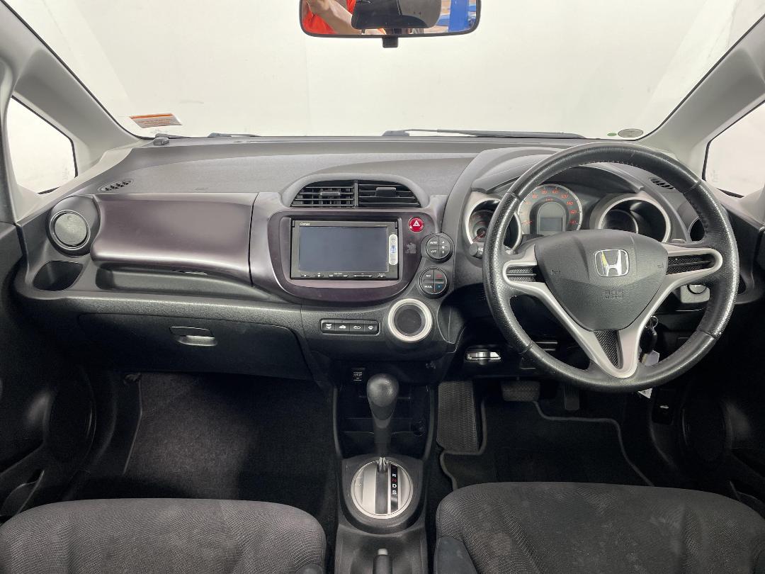 Photo '17' of Honda FIT Photo '17' of Honda FIT