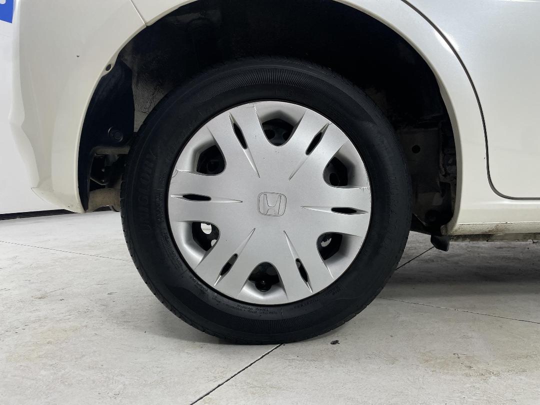 Photo '12' of Honda FIT Photo '12' of Honda FIT