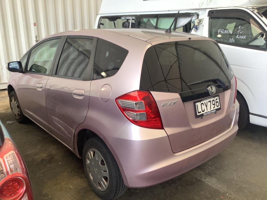 Photo '5' of Honda FIT