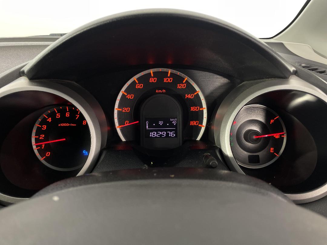 Photo '21' of Honda FIT Photo '21' of Honda FIT