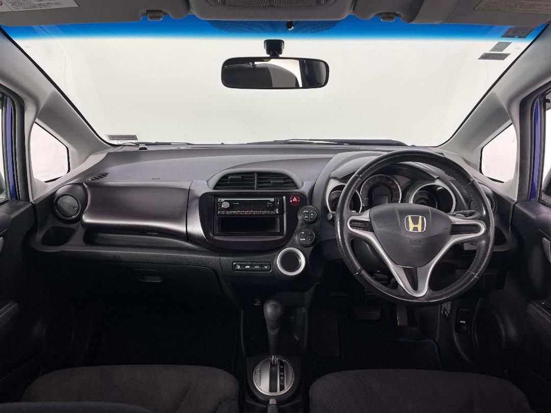 Photo '17' of Honda FIT Photo '17' of Honda FIT